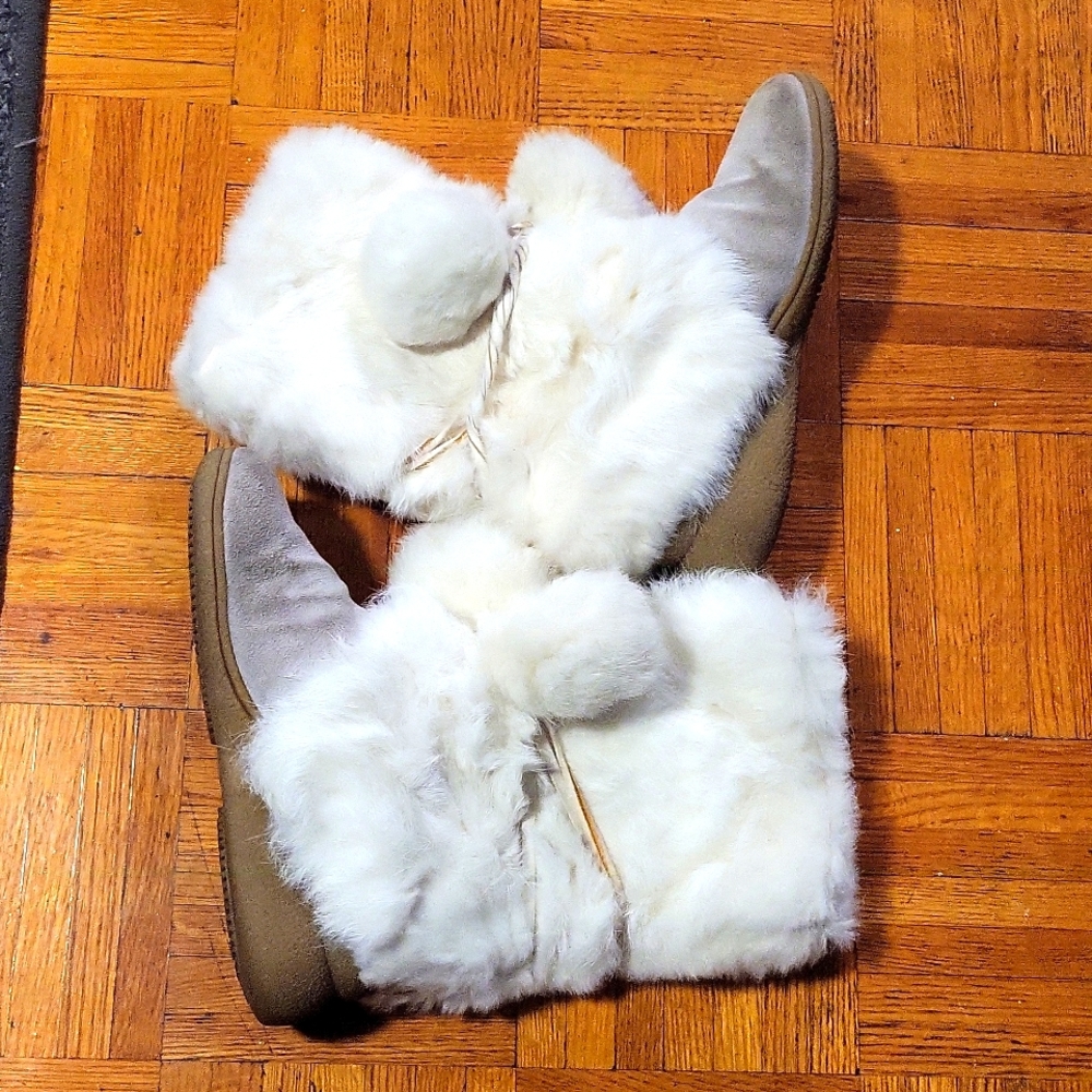 River Land women's ski/ snow fur boots size 8# 8299955170 beige and white fur.